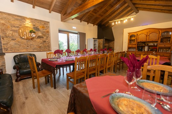Dining Room Restaurant As Cereixeiras Apartments Restaurante Apartamentos As Cereixeiras